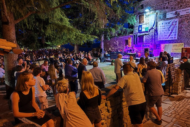 Prva večer Festivala Jazz is Back! BP u Grožnjanu (Foto: HGM)